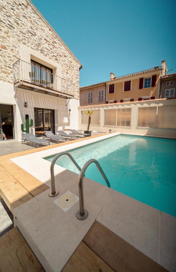 Histoire De Famille Bed & Breakfast